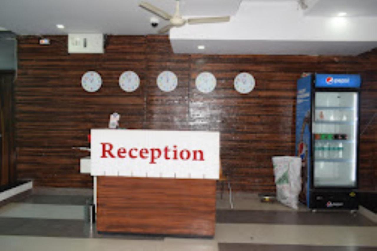 Hotel Vaibhav,Akola Exterior photo